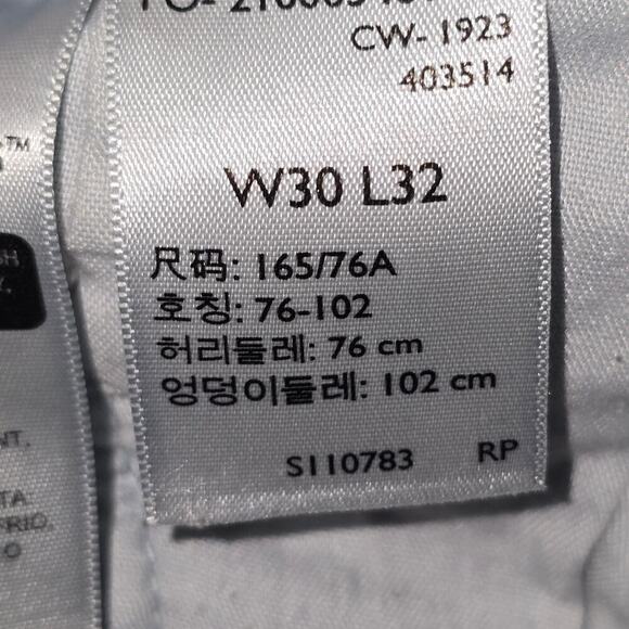 Levi Strauss Flare Jeans - Picture 6 of 7